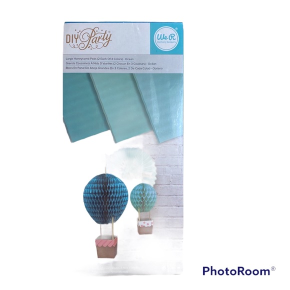 💥 2 for 12 or 4 for 20 💥  Large Honeycomb Pads from We R Memory Keepers - Picture 6 of 6